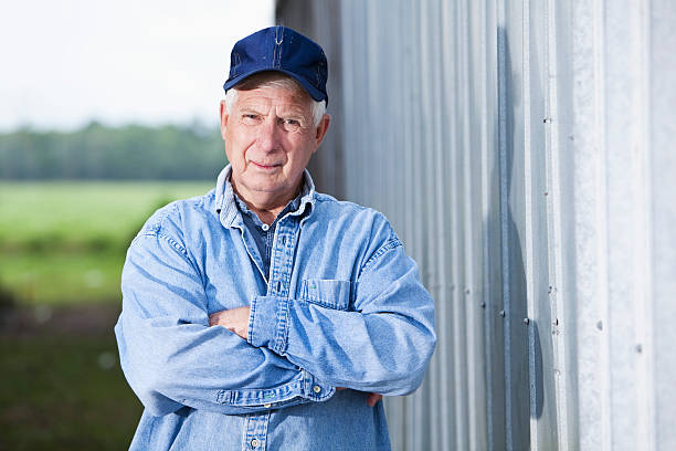 Funny Senior Hats – Sarcastic Senior Merch and Perfect Retirement Gifts for Aging Legends