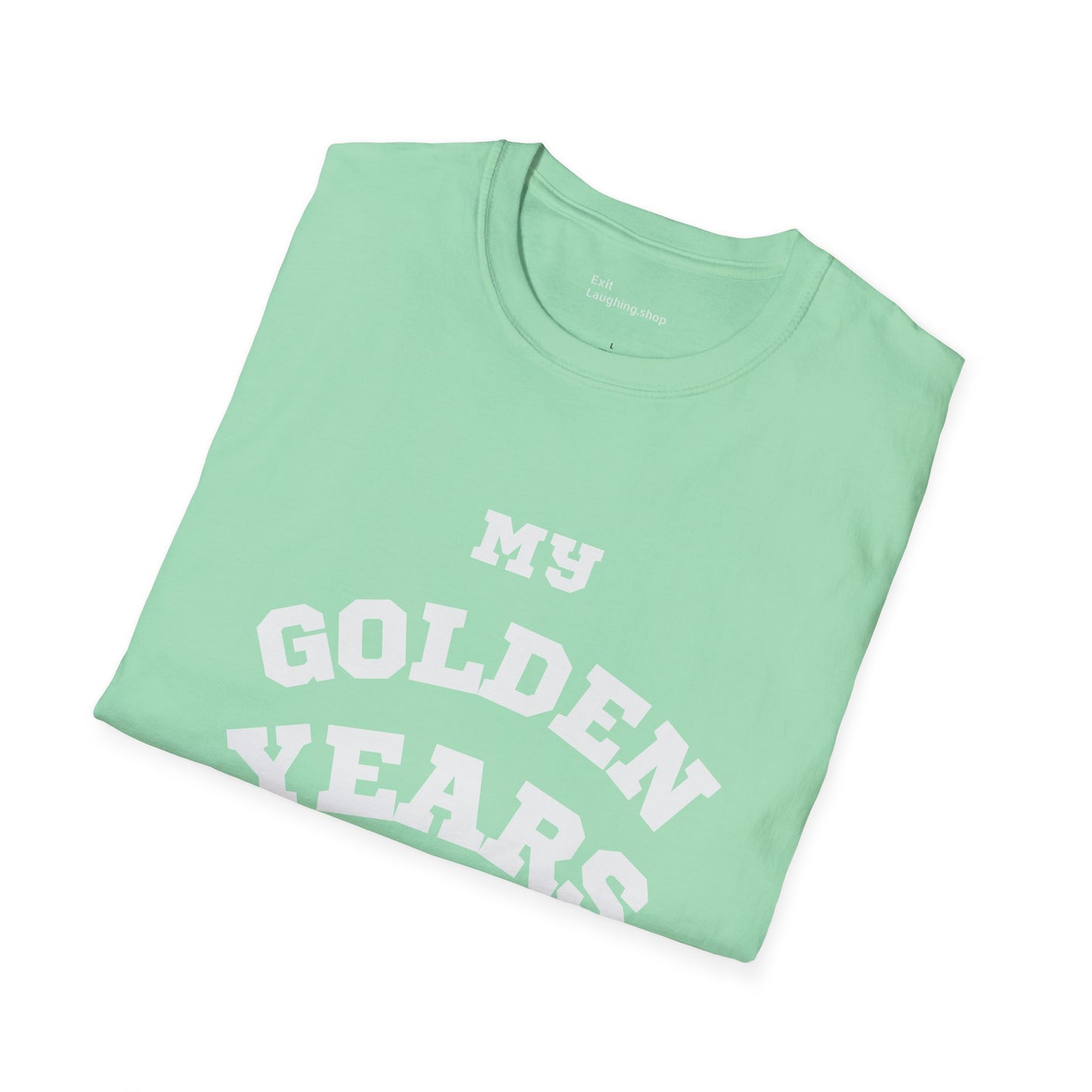 Funny Senior Tee – “My Golden Years Are Full of Rust” – Sarcastic Senior Merch, Dark Humor Shirt & Funny Aging T-Shirt, Perfect Retirement Gift for Seniors
